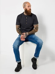 Joe Browns Ready For Anything Henley T-Shirt - Bild 4 von 6