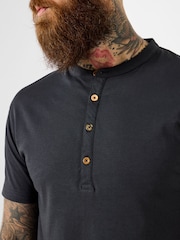 Joe Browns Ready For Anything Henley T-Shirt - Bild 5 von 6