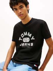 שחור - Tommy Jeans Graphic Crew Neck Jersey T-Shirt - תמונה 4 מתוך 5
