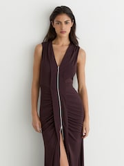 Reiss Grape Burgundy Scarlett Crepe-Jersey Zip-Detail Ruched Maxi Dress - Image 3 of 7
