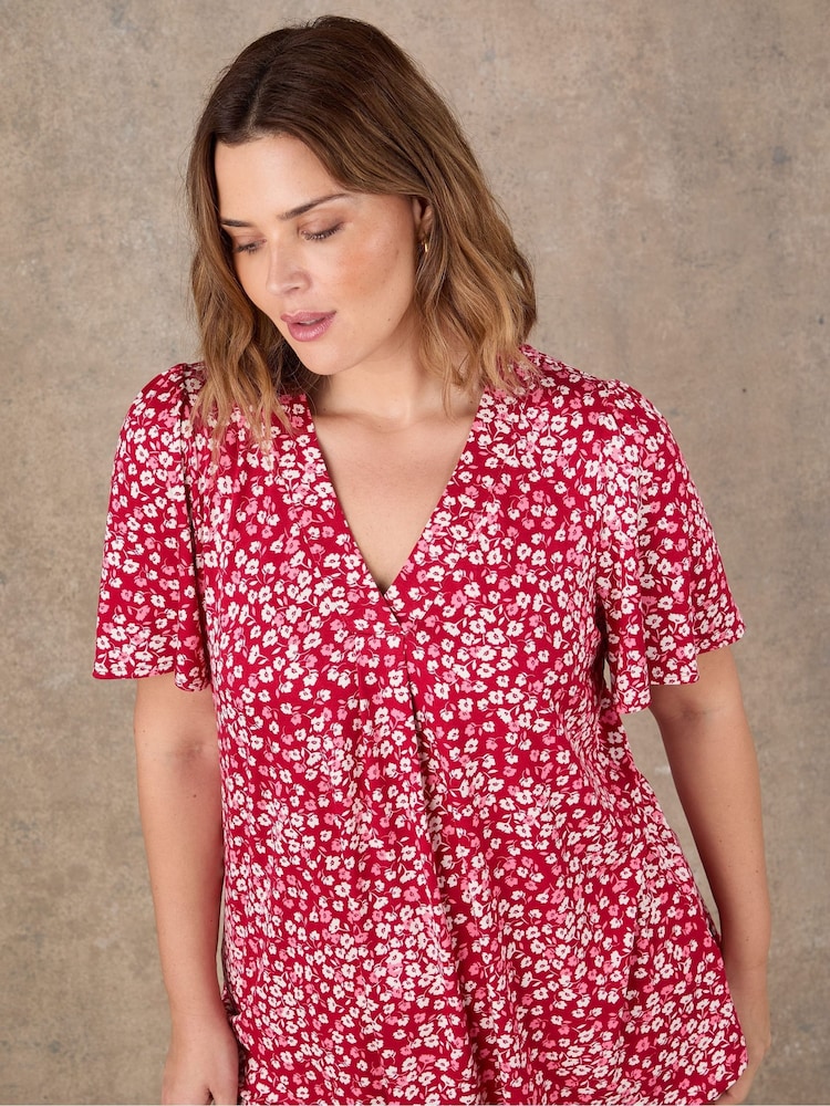 Live Unlimited Red Red Ditsy Print Flutter Sleeve Pleat Front Top - Image 4 of 4 Live Unlimited Red Red Ditsy Print Flutter Sleeve Pleat Front Top - Image 4 of 4