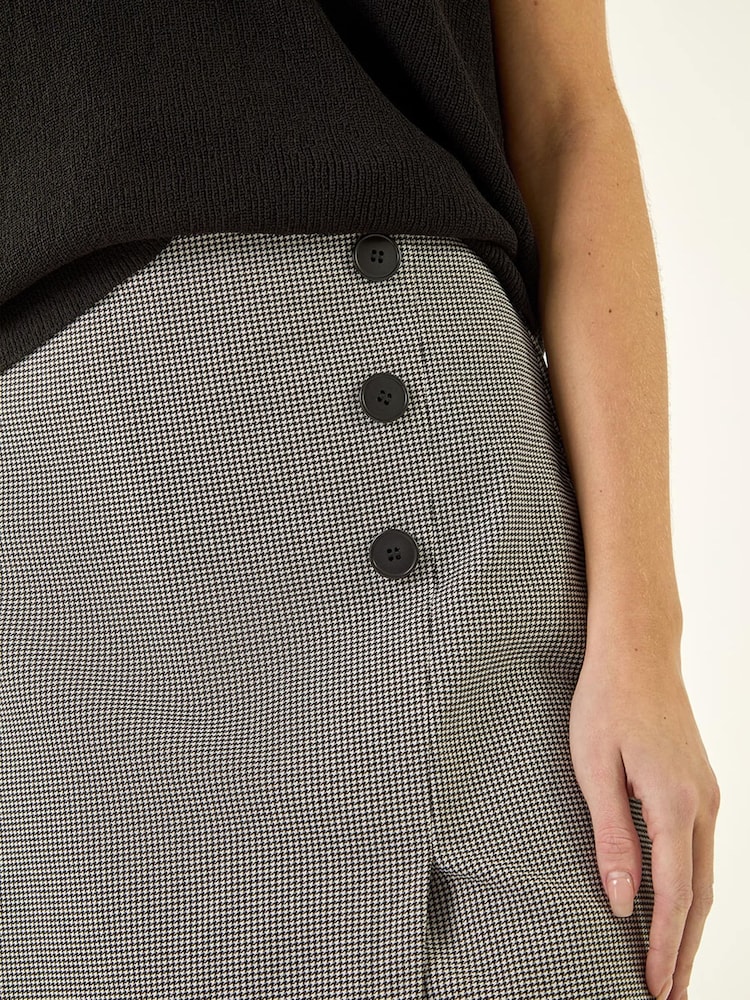 Roman Black Dogstooth Button Detail Stretch Skirt - Image 5 of 5