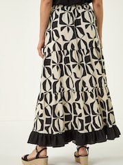 Roman Black Mono Print Tier Maxi Skirt - Image 4 of 5