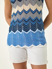 Roman Blue Wave Chevron Knitted Vest - Image 5 of 5