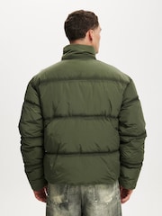 أخضر - سترة منفوخة من Cotton On - Image 2 of 5