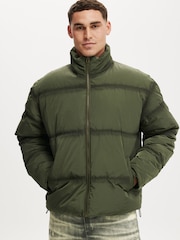 أخضر - سترة منفوخة من Cotton On - Image 4 of 5