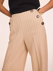 Pantalon Mint Velvet boutonné sur le devant à rayures - Image 6 de 8