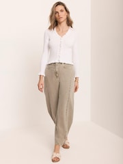 Hvit - Mint Velvet cardigan med rysjedetaljer - Bilde 2 av 4