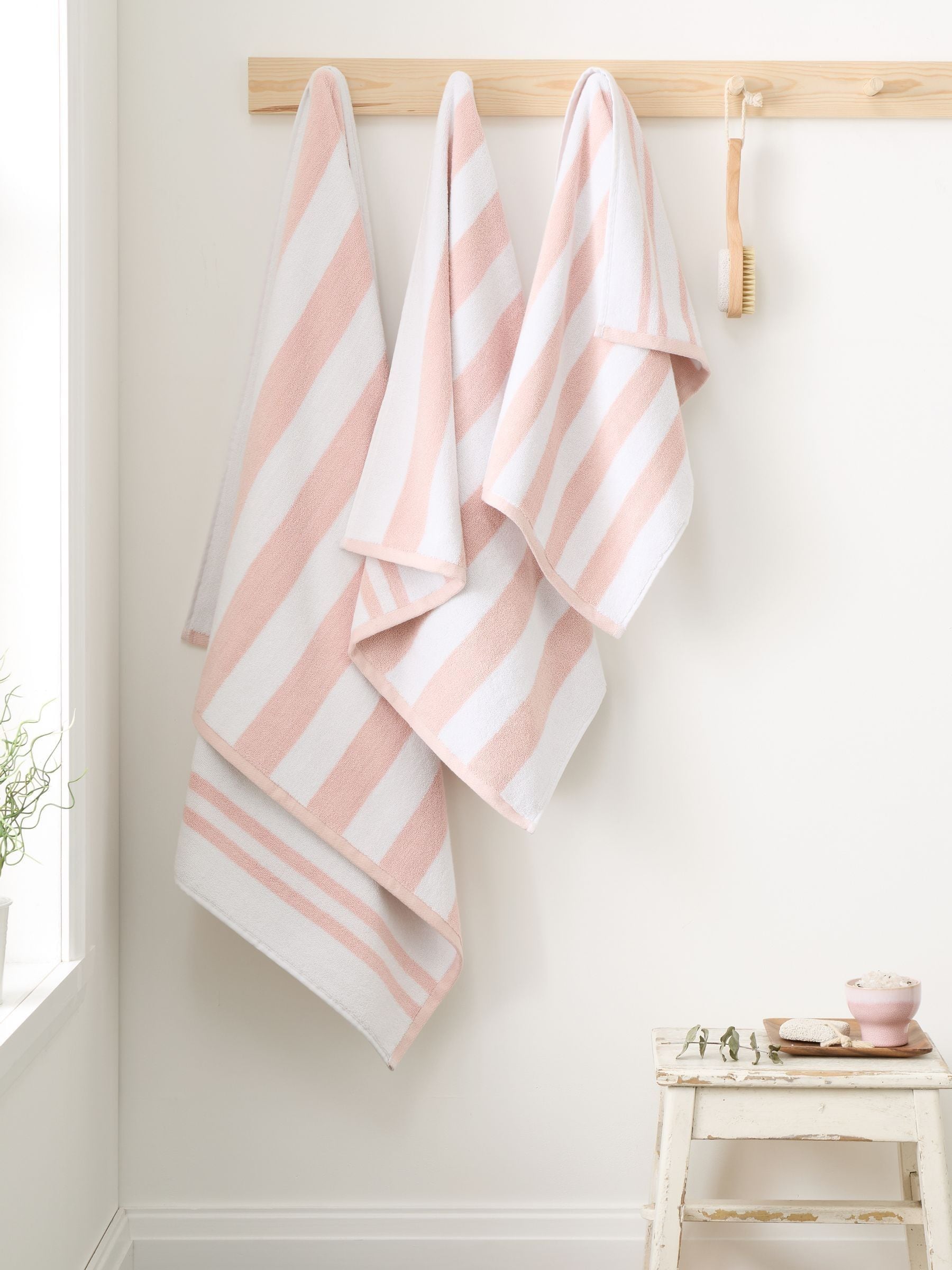 Bianca Reversible Stripe 100x150cm Cotton Jacquard Bath Sheet Blush Pink - Image 7