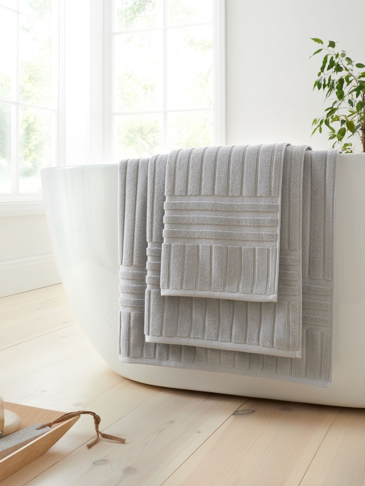 Bianca Silver Grey Hotel Stripe Cotton Collection Towel - Image 3 of 3 Bianca Silver Grey Hotel Stripe Cotton Collection Towel - Image 3 of 3