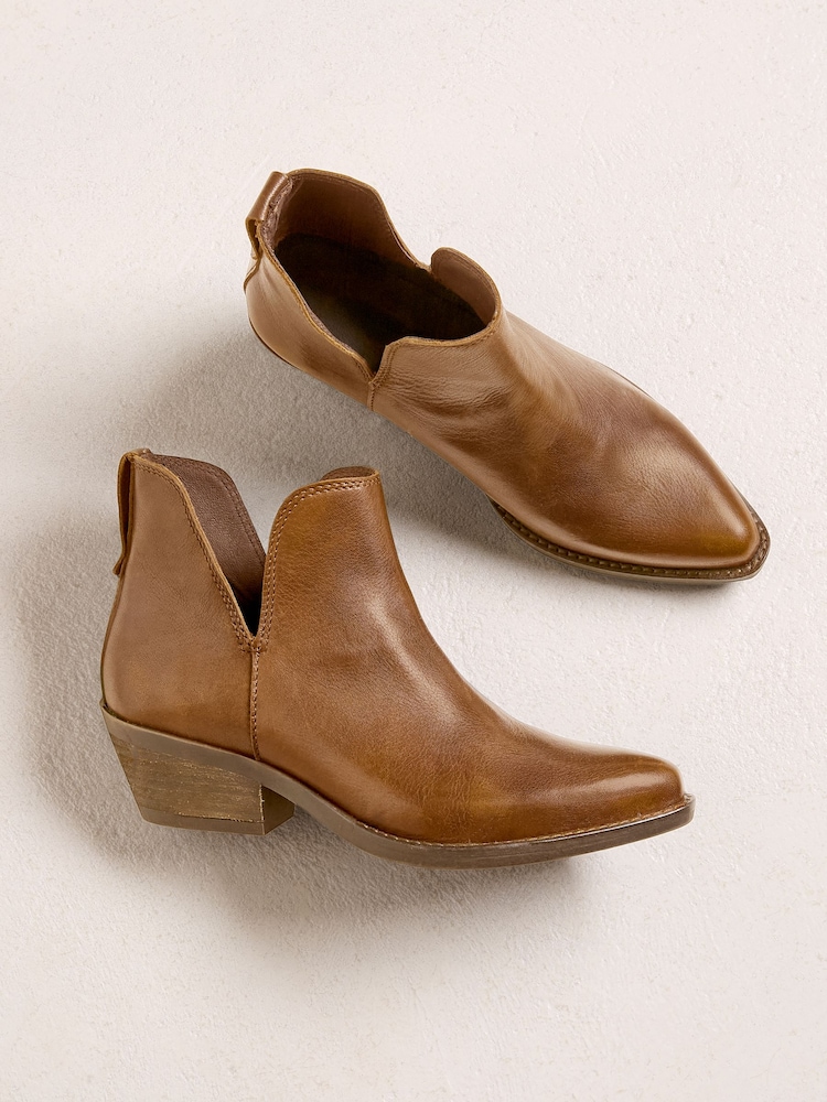 Celtic & Co. Split Detail Ankle Brown Boots - Image 6 of 6
