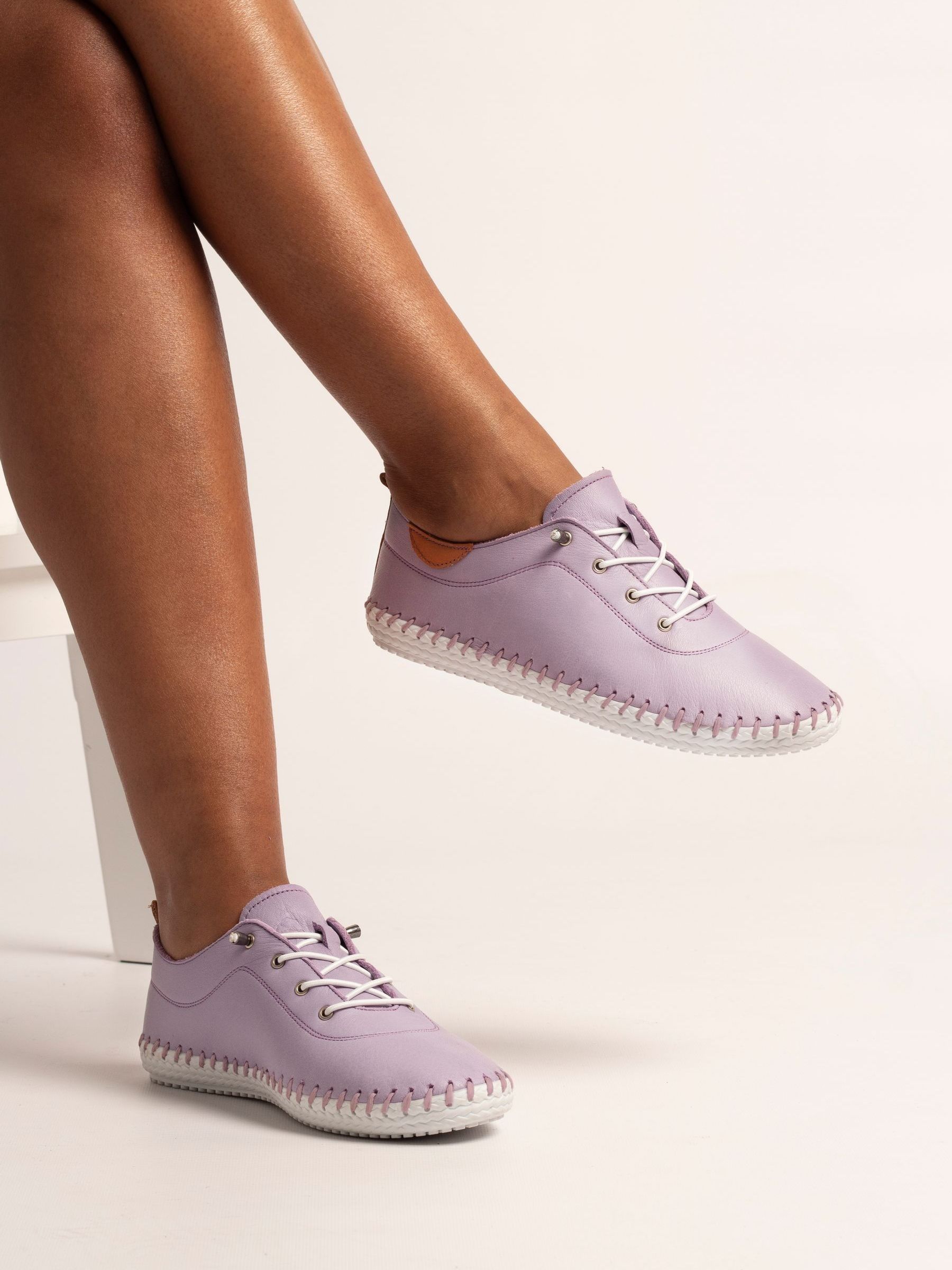 Comprar Roxa - Sapatos Lunar Ives Plimsoll from Next Brazil