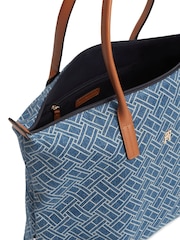 Tommy Hilfiger Blue Flag Denim Tote Bag - Image 4 of 5