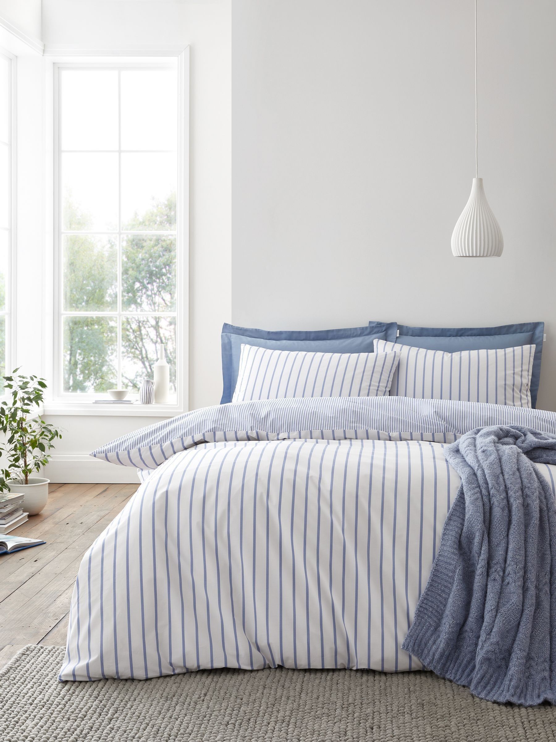 Bianca Unisex Blue Hampton Stripe Cotton Reversible Duvet Cover Set - Image 4
