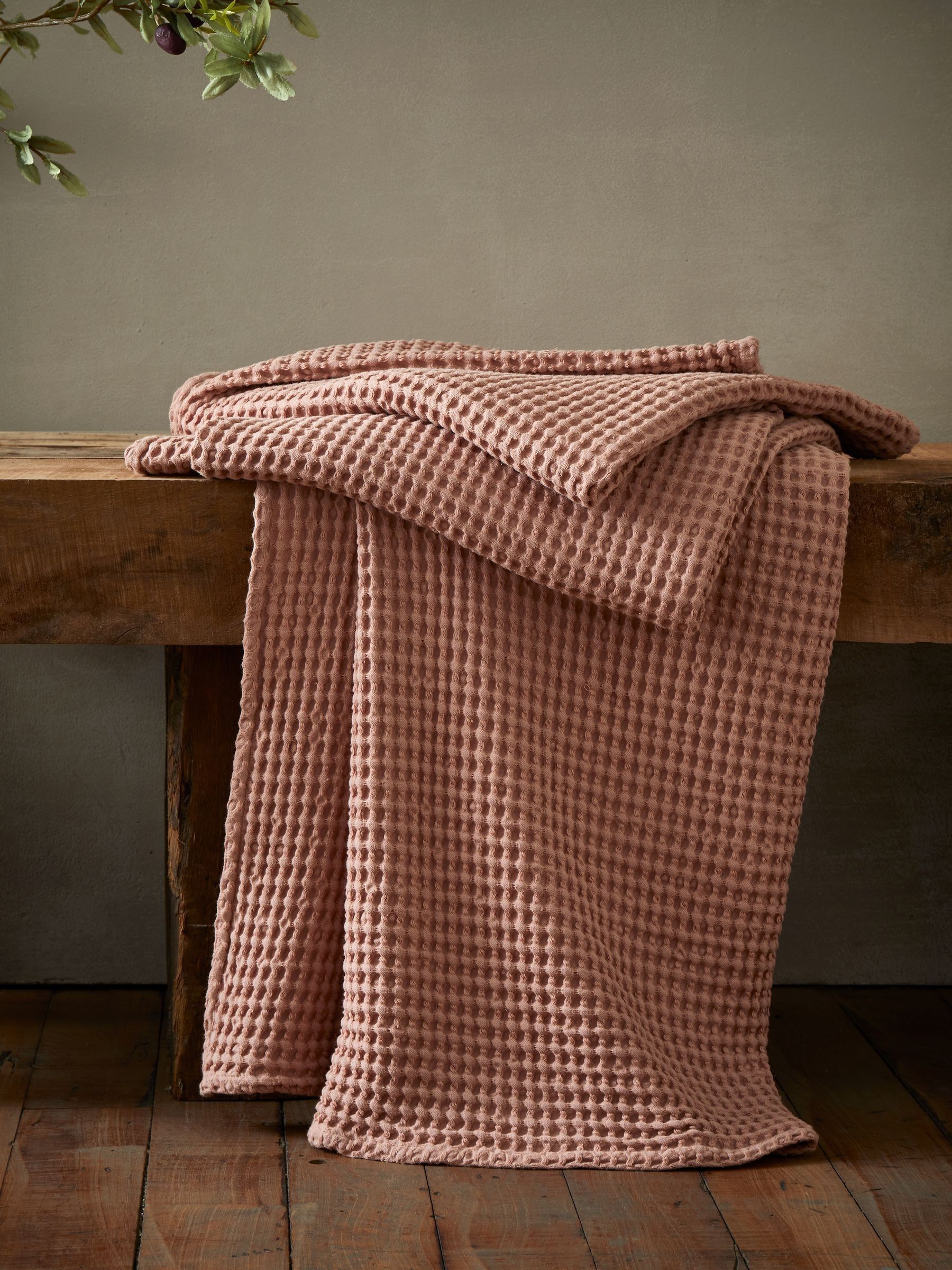 Pineapple Elephant Unisex Pink Jaipur Chunky Waffle Cotton Throw - Image 4