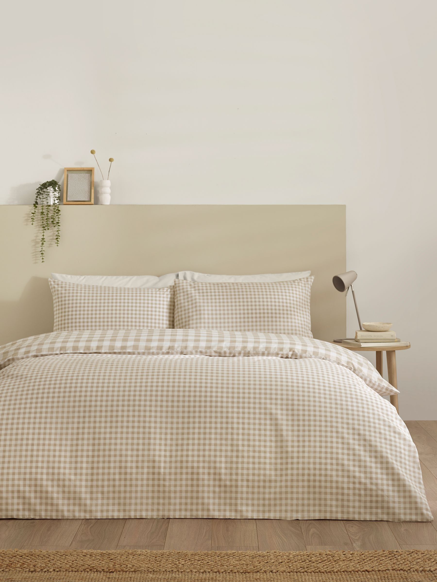 Catherine Lansfield Bamford Gingham Check Reversible King Duvet Cover Set with Pillowcases Natural - Image 4