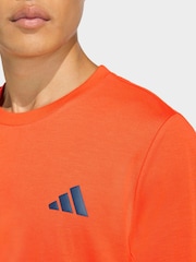 Оранжевый - Теннисная футболка с принтом adidas Hot Egg - Изображение 4 6