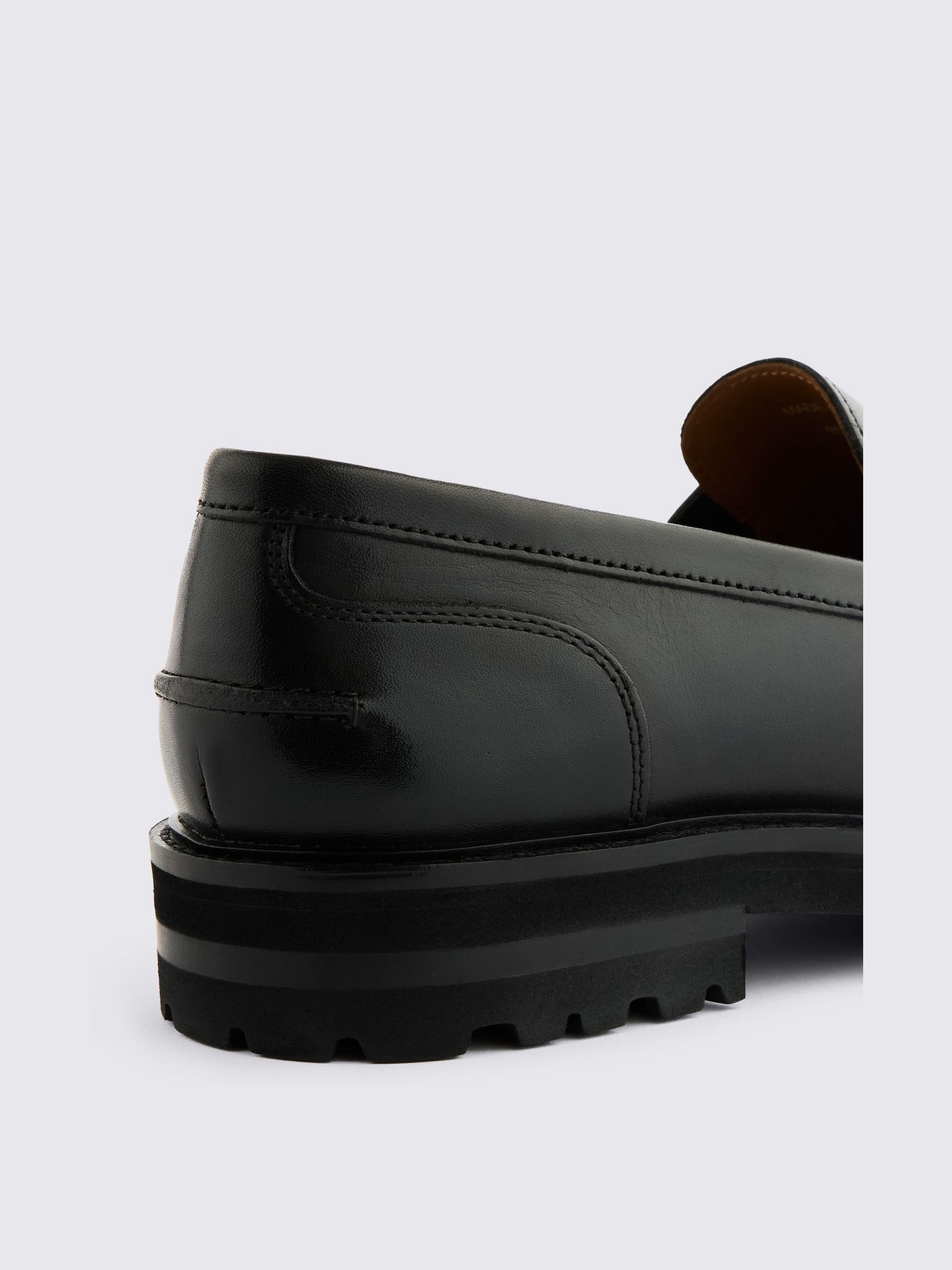 Next：日本 ブラック - - MOSS Camden チャンキーローファー from Next