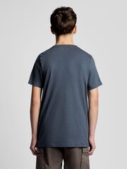 אפור - Lyle & Scott חולצת טי ספורטיבית בייסיק - תמונה 4 מתוך 6