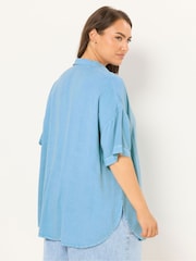 Yours Curve Blue Short Sleeve Chambray Shirt - Image 3 of 4