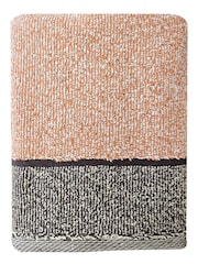 Casa Lusso Set of 2 Bisan Brown Quadro Plural 100 Turkish Cotton Luxury Hand Towels - Image 3 of 4
