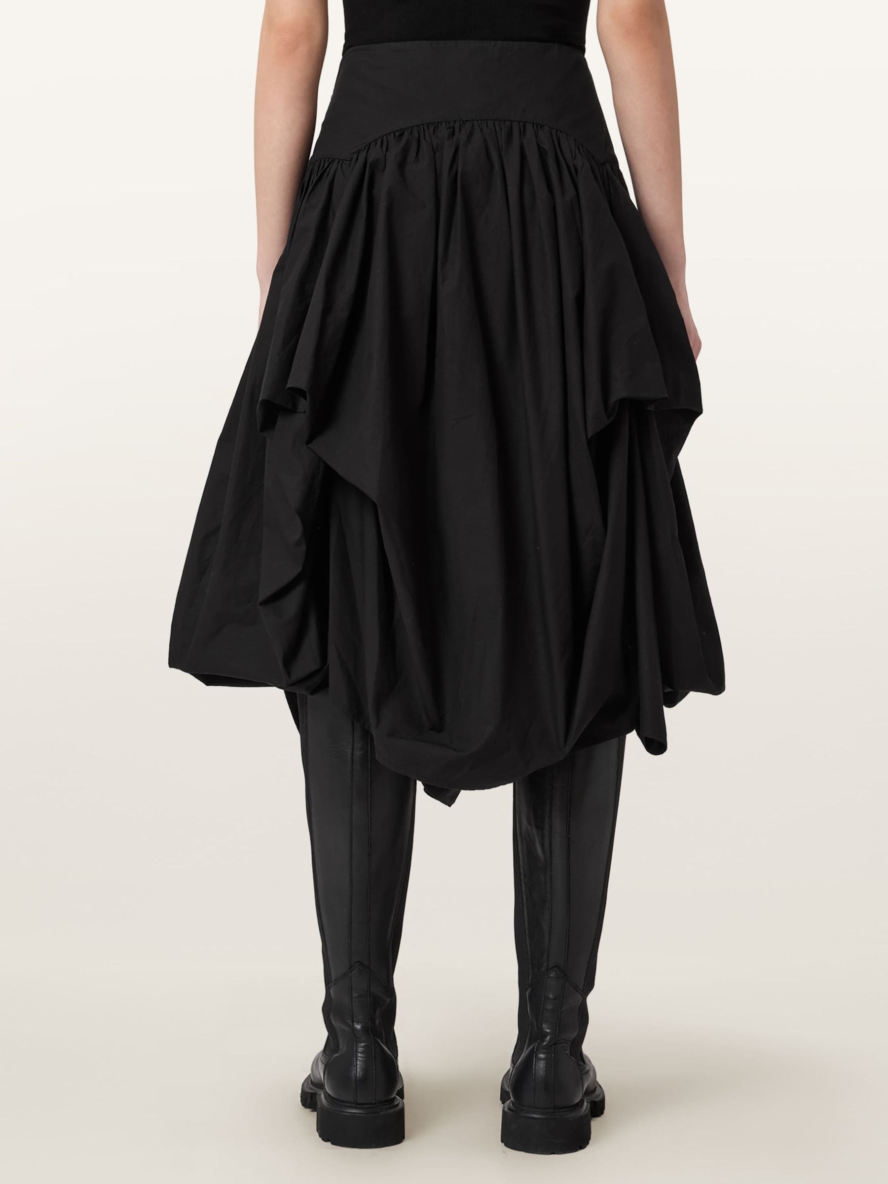 美品　2025 エンフォルド　Beak-form Skirt Black H09727s5.jpg