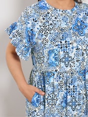 Yours Curve Blue Abstract Mosaic Print Midi Dress - Image 4 of 5