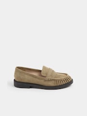 لون طبيعي ـ حذاء بمقاس بالغ العرض من Yours Curve - صورة 2 من 5