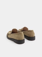 لون طبيعي ـ حذاء بمقاس بالغ العرض من Yours Curve - صورة 4 من 5