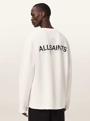 Allsaints חולצת טי עם צווארון עגול ושרוולים ארוכים ועיטור מגן - תמונה 6 מתוך 8