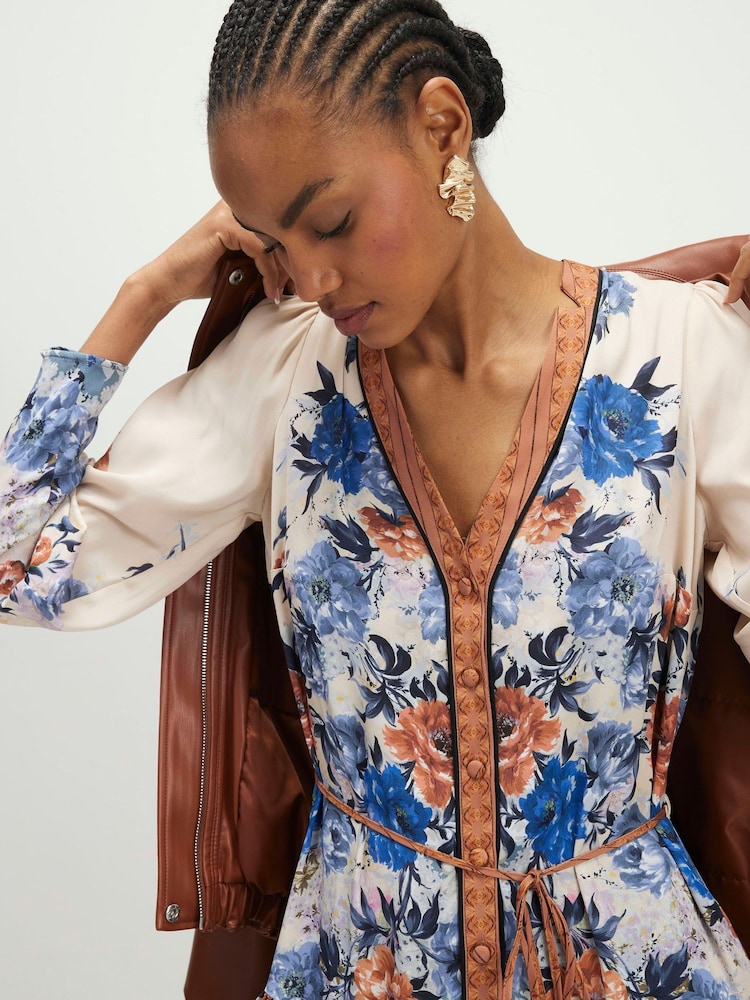 River Island Blue Floral Print V-Neck Belted Mini Dress - Image 4 of 4