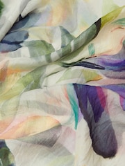 כחול  - Monsoon Aimee Lou Large Floral Silk Scarf - תמונה 2 מתוך 2