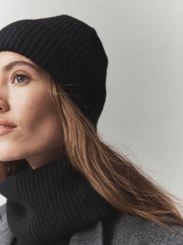 Black N.Premium Cashmere Beanie Hat - Image 3 of 3