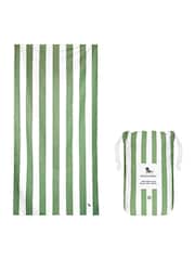 منشفة شاطئ سريعة الجفاف من Dock & Bay - Image 5 of 5