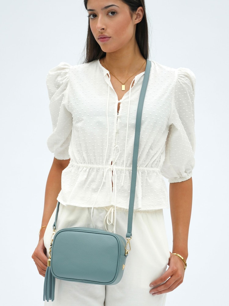 modra - Apatchy usnjena čezprsna torba The Tassel - Slika 1 iz 4