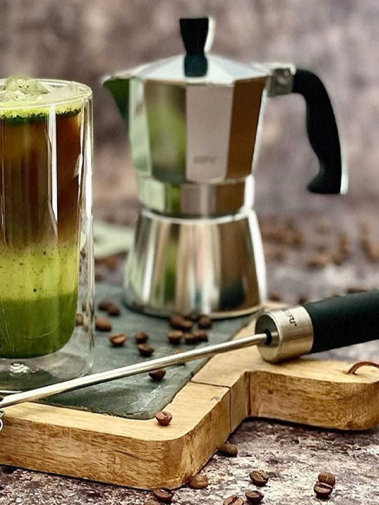 GEFU Black or Silver Lucino 6 Cup Espresso Maker - Image 4 of 4