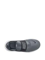 Nike Grey Youth Flex Runner 4 Trainers - Image 3 of 4