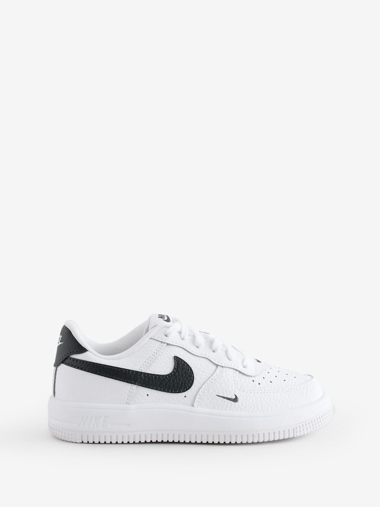 White/Seaweed Green - Nike Junior Air Force 1 Lace Trainers - Image 1 of 1