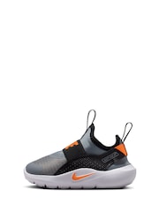 Nike Black Chrome Infant Flex Runner 4 Trainers - Image 2 of 9