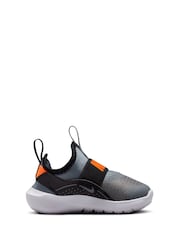 Nike Black Chrome Infant Flex Runner 4 Trainers - Image 3 of 9