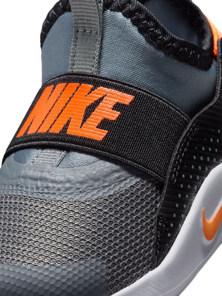 Nike Black Chrome Infant Flex Runner 4 Trainers - Image 9 of 9
