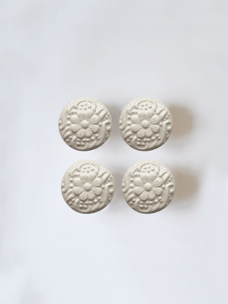 Laura Ashley Set of 2 Cream Ceramic Embossed Drawer Knobs - Image 2 of 5 Laura Ashley Set of 2 Cream Ceramic Embossed Drawer Knobs - Image 2 of 5