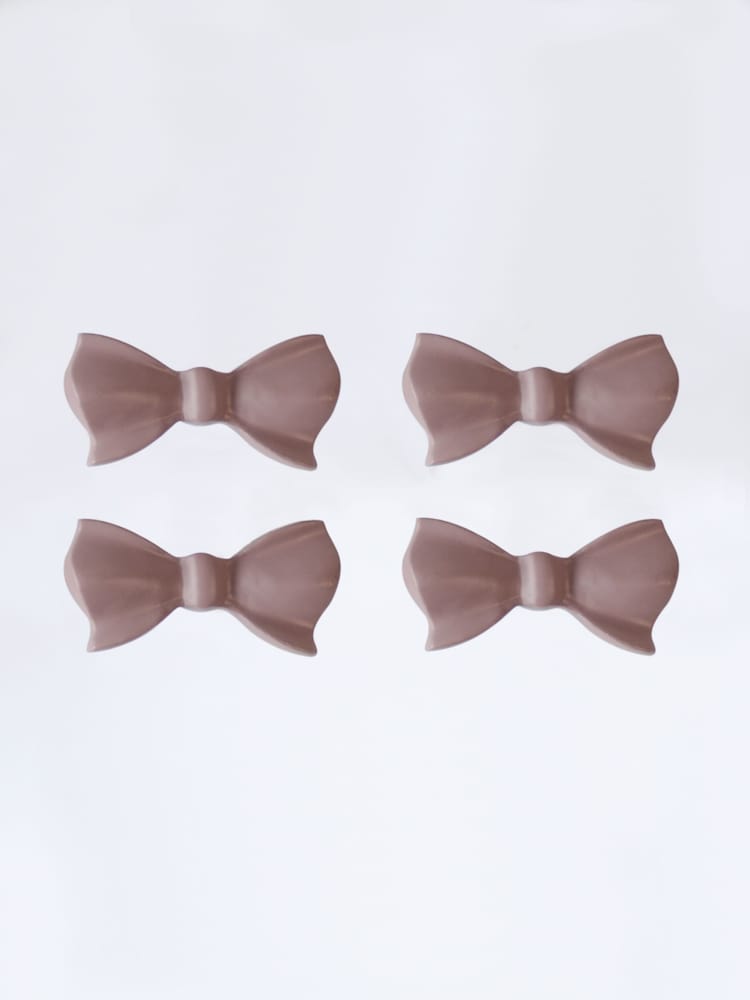 Laura Ashley Set of 2 Dusky Rose Pink Aluminum Bow Drawer Knobs - Image 2 of 4