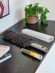 Joseph Joseph Light Stone CleanTech Duster with Storage Sheath - Image 2 of 6