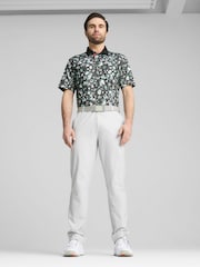 Camisas polo de golfe Puma Cloudspun Abstract Camo para homem - Imagem 3 de 4