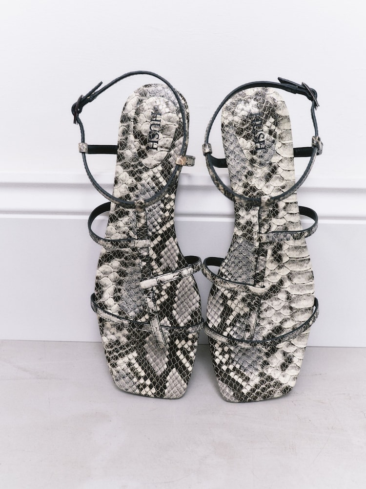 Crema - Hush Leather Strappy Bajo Heel Sandals - Imagen 1 de 6 Crema - Hush Leather Strappy Bajo Heel Sandals - Imagen 1 de 6
