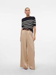 VERO MODA Black Short Sleeve Round Neck Jumper - Image 4 of 6