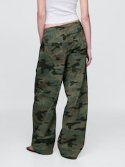 Gap Green Camo Low Waisted Barrel Parachute Trousers - Image 2 of 5