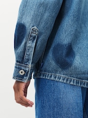 HUGO Blue Garesa Heart Print Washed Denim Shirt - Image 4 of 5