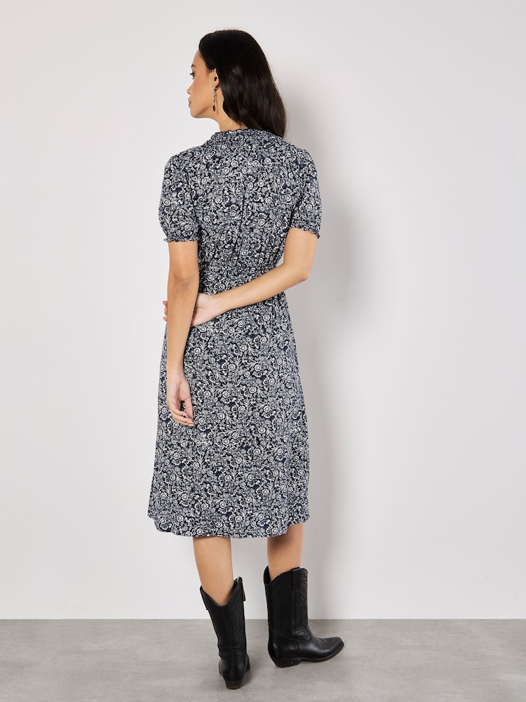 Apricot Blue Mono Floral Print Midi Dress - Image 4 of 4